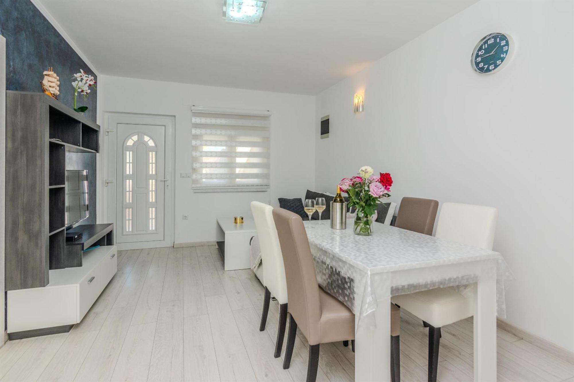 Apartments Lucica Vir Kültér fotó